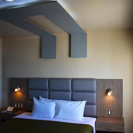 Hotel Jatay Tijuana Buitenkant foto