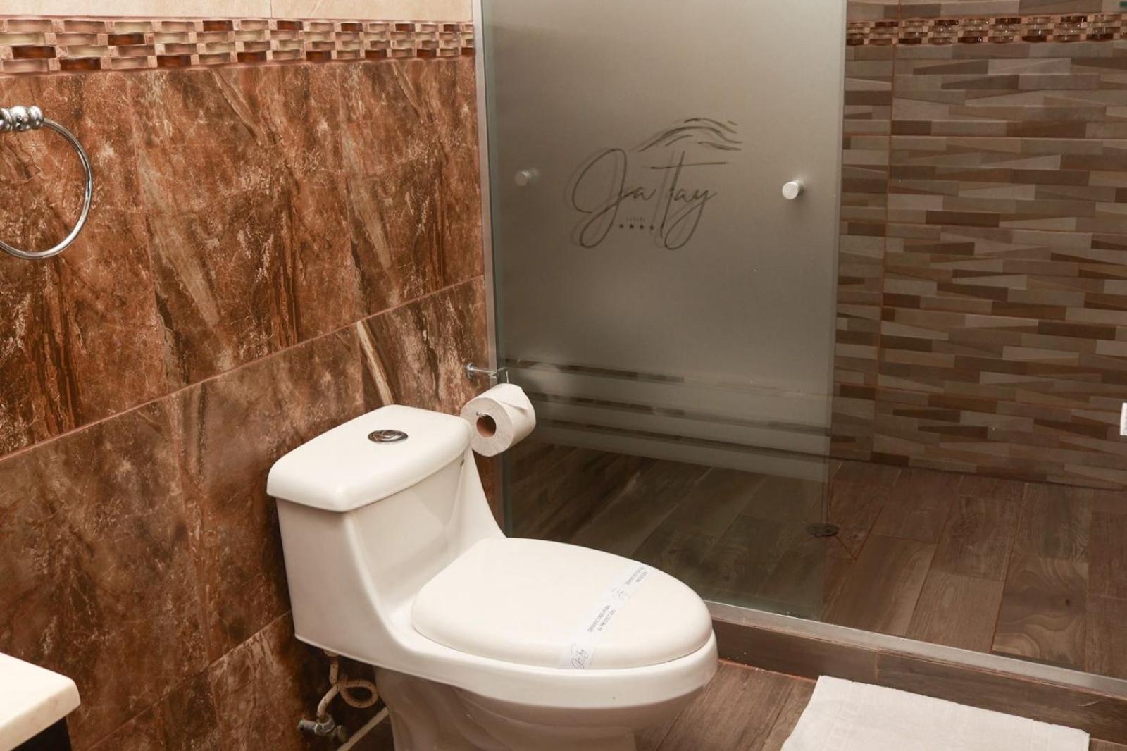 Hotel Jatay Tijuana Buitenkant foto